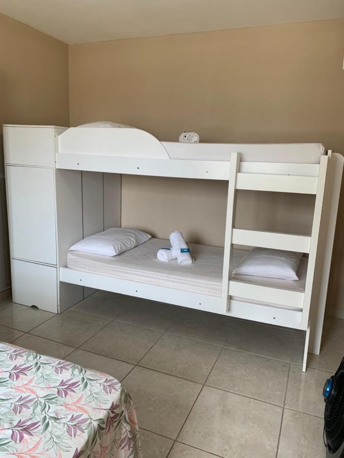 Apto E Suites Praia Do Itapocoroi 佩尼亚 外观 照片
