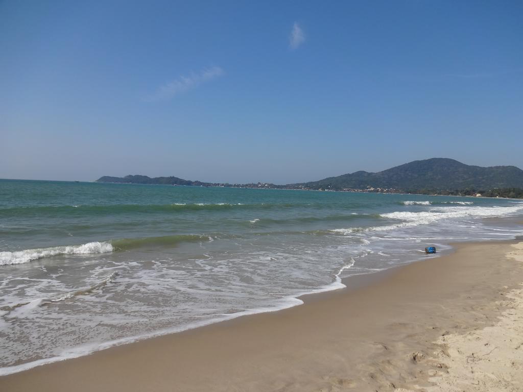 Apto E Suites Praia Do Itapocoroi 佩尼亚 外观 照片