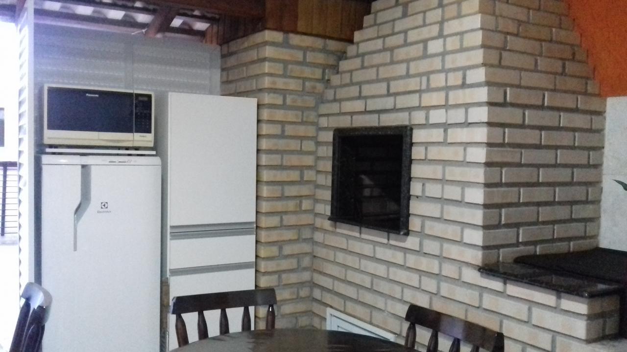 Apto E Suites Praia Do Itapocoroi 佩尼亚 外观 照片