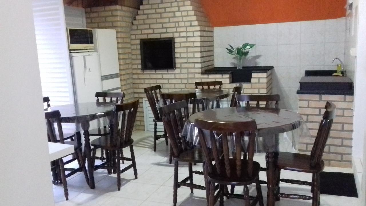 Apto E Suites Praia Do Itapocoroi 佩尼亚 外观 照片