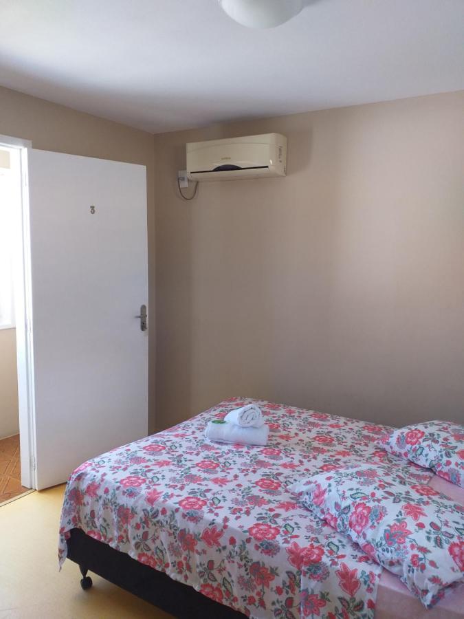 Apto E Suites Praia Do Itapocoroi 佩尼亚 外观 照片